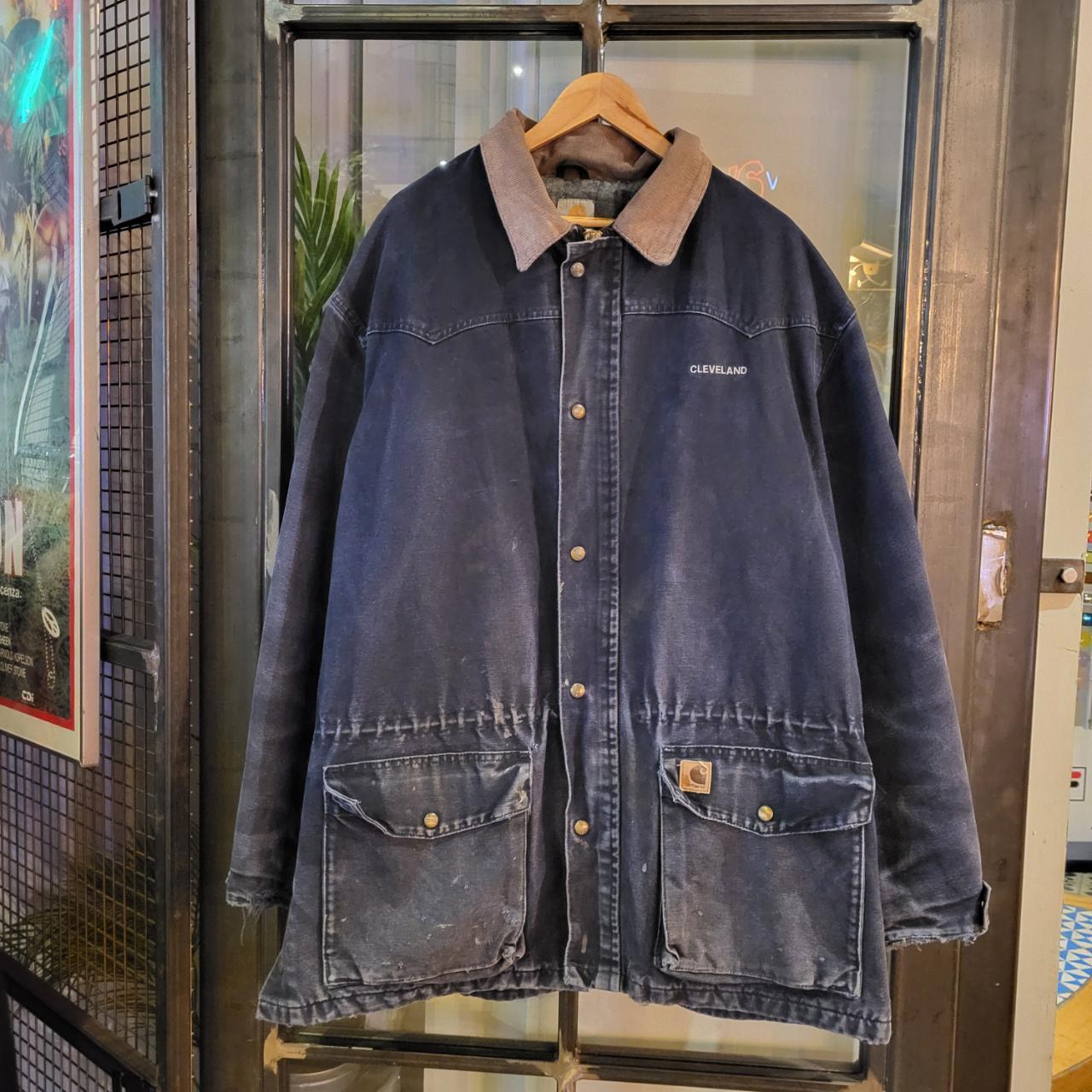 WWJ4012 - Vintage Retro essential Carhartt Navy Blue Michigan chore barn Full Zip Up blanket padded lined Canvas Collared Jacket with iconic branded patch logo #carhartt #michiganjacket #workwear #canvas
