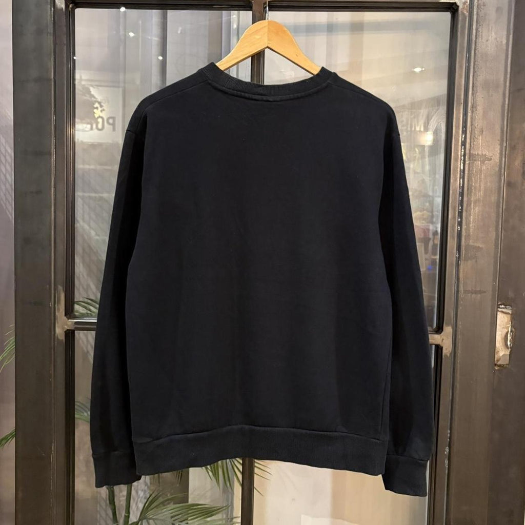 Vintage Retro Essential Black Fila Patterned Crewneck Jumper Sweatshirt with embroidered amd print logos #90s #sportswear #essential #y2k #fila