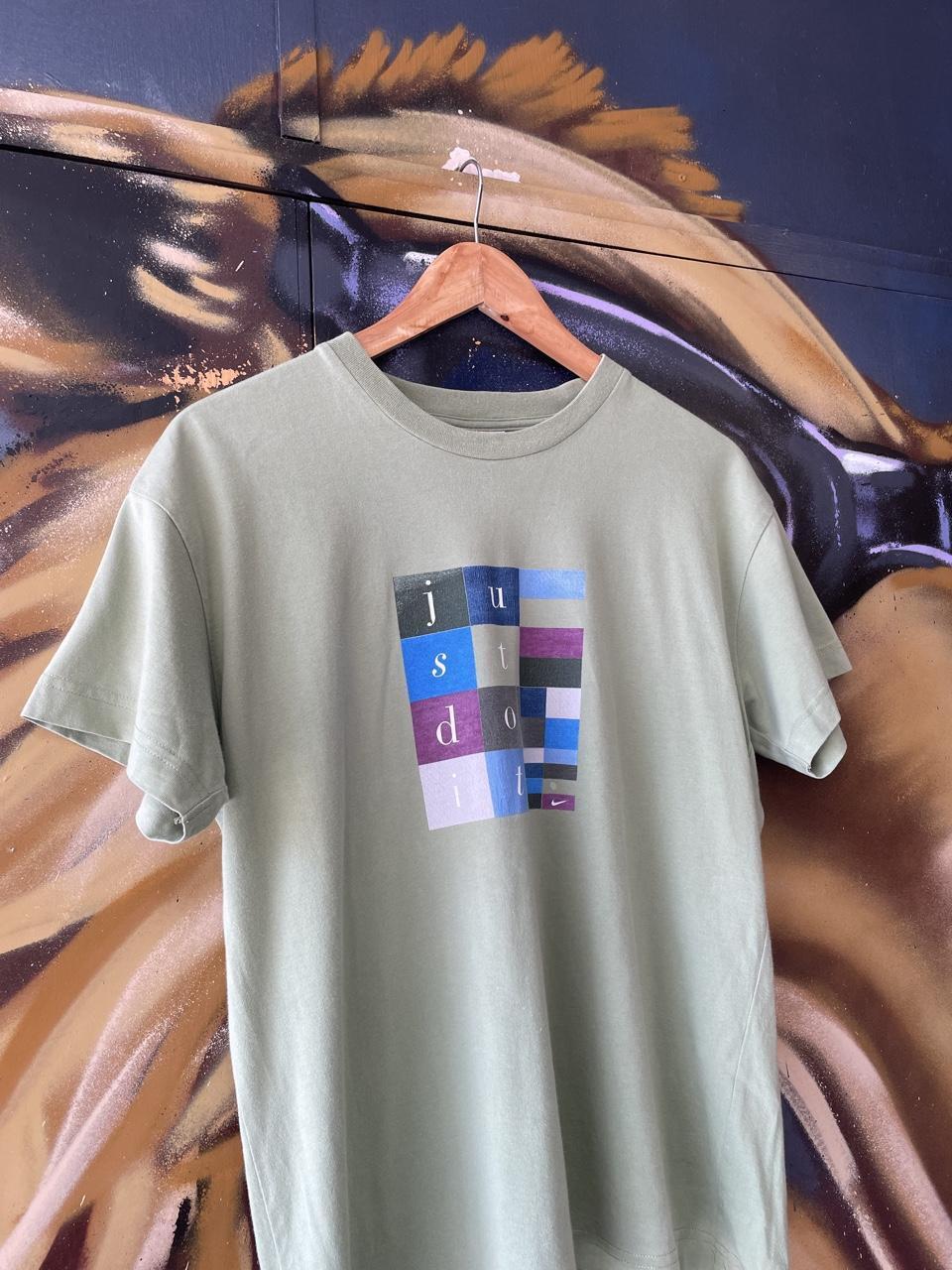 90s Nike ‘Just do It’ Graphic Tee