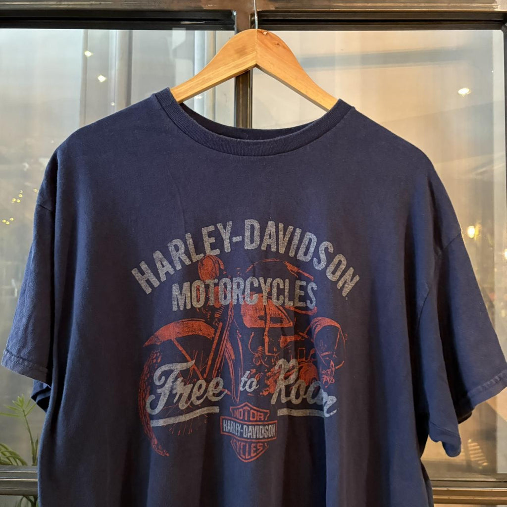 TEE645F1 - Vintage Retro Essential Harley Davidson Iron Steed Vacaville, California Navy Graphic Print Top Tee T-shirt #graphic #motorcycles #biker #harley #harleydavidson