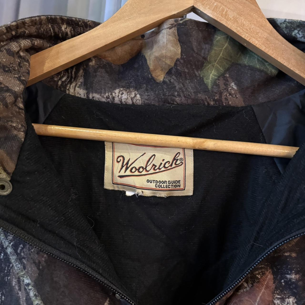 1224A79BR - Vintage Retro Essential Realtree Camouflage Khaki Green Brown Field Hunting graphic print Coat Jacket #realtree #hunting #camo #utility