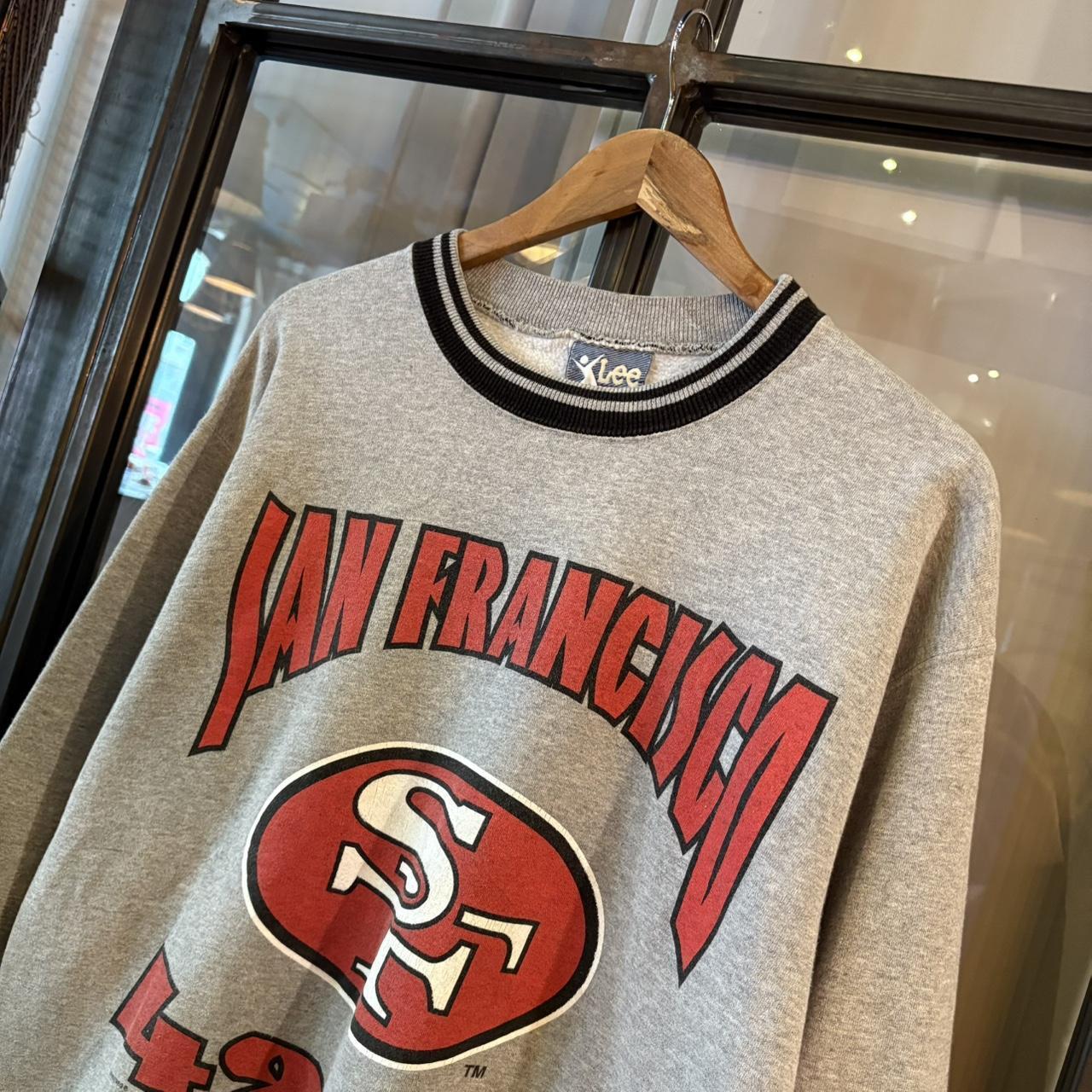 SWT617F - Vintage Retro Essential Grey Lee Sport NFL San Francisco 49ers Crewneck Jumper Sweatshirt with big print logo #49ers #sportswear #sanfran #y2k #leesport