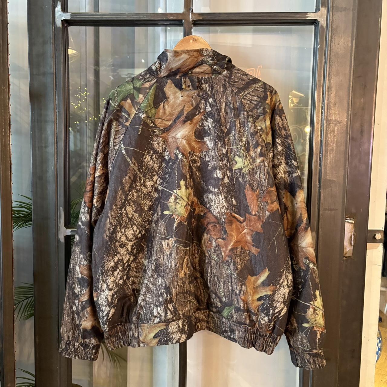 1224A79BR - Vintage Retro Essential Realtree Camouflage Khaki Green Brown Field Hunting graphic print Coat Jacket #realtree #hunting #camo #utility