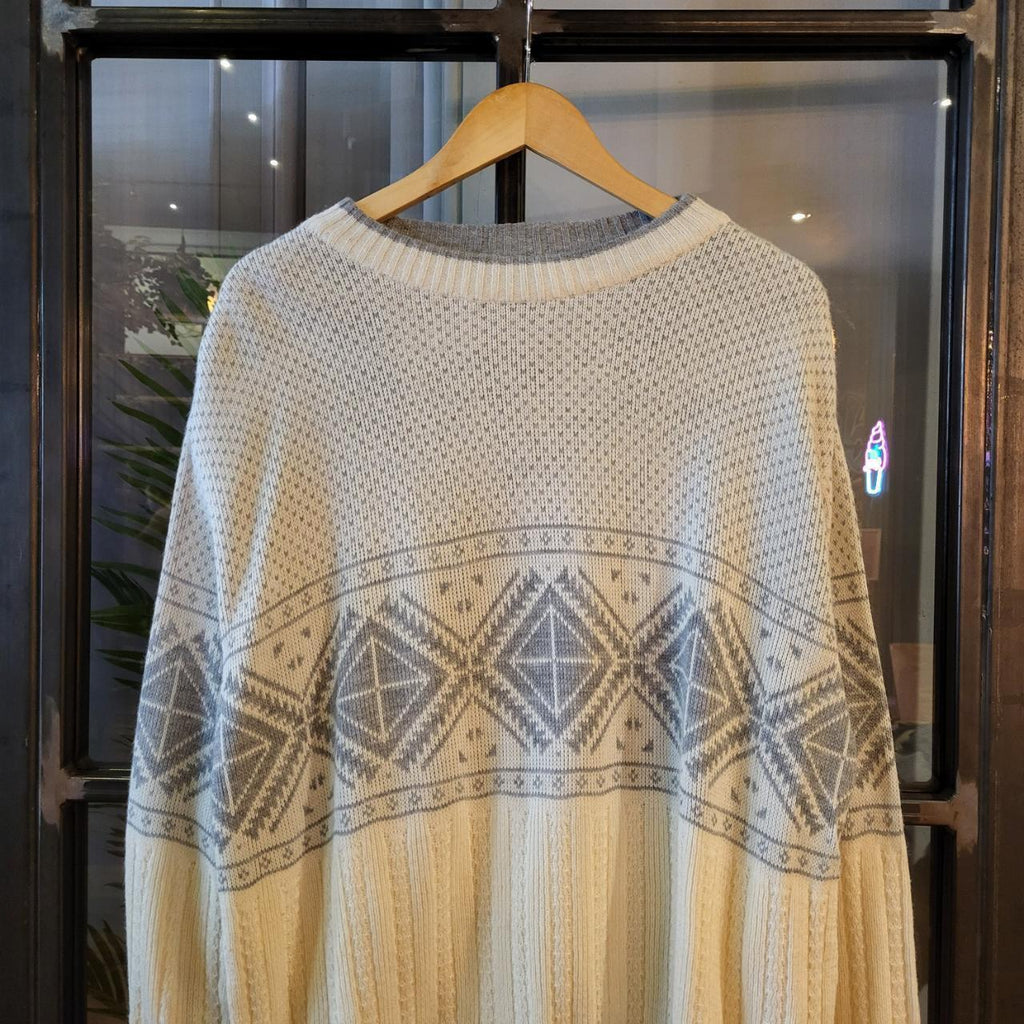 KNT1025 - Vintage Retro Essential mens multicoloured Cream light grey patterned argyle golf grandpa knitted cosby sweatshirt jumper crewneck 90s y2k