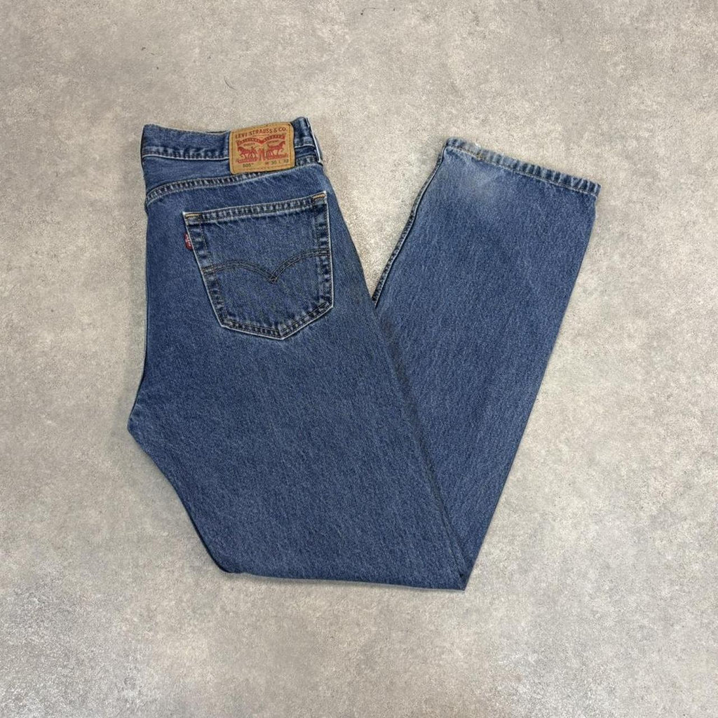 Vintage Blue Wash Levi’s 505 Jeans Mens 35” Mid-Rise Waist Straight Leg Denim Trousers Skate Western Vintage Y2K 90s