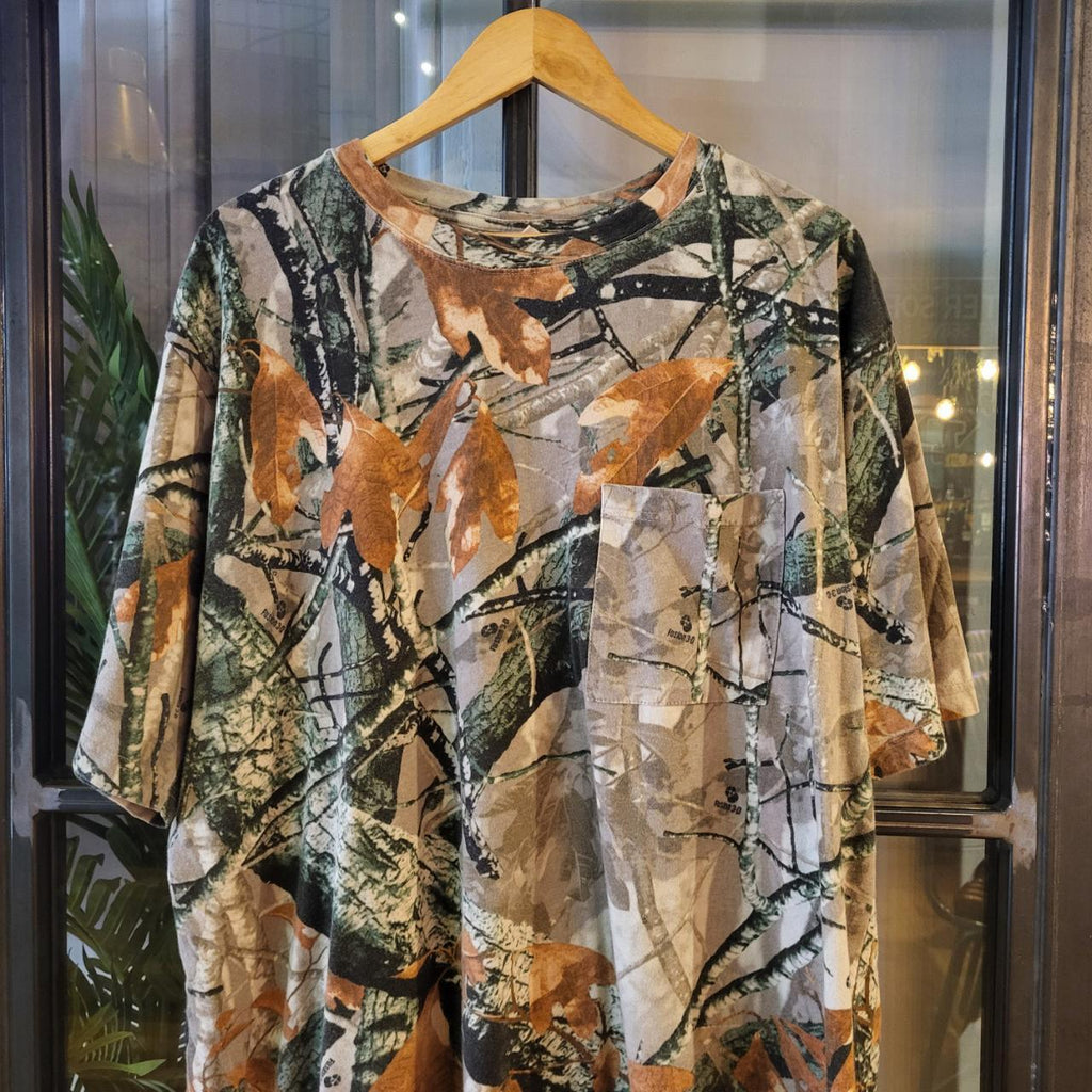 RTT016 - Vintage Retro essential adult mens RealTree Camouflage Khaki Green Brown Field Hunting graphic print Top T-Shirt Tee #utility #camo #realtree #hunting