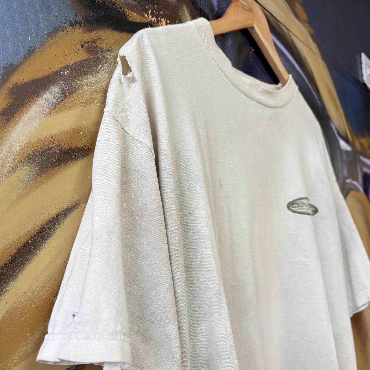 Vintage O’Neill Surf T-Shirt Mens XL Distressed Thrashed Graphic Back Print Skate Grunge Beach Tee 90s Y2K