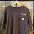 TEE508F - Vintage Retro Essential Dark Grey Carhartt Pocket Genrac Graphic Print Top Tee T-shirt with embroidered patch logo #skater #workwear #carhartt #y2k #pockettee