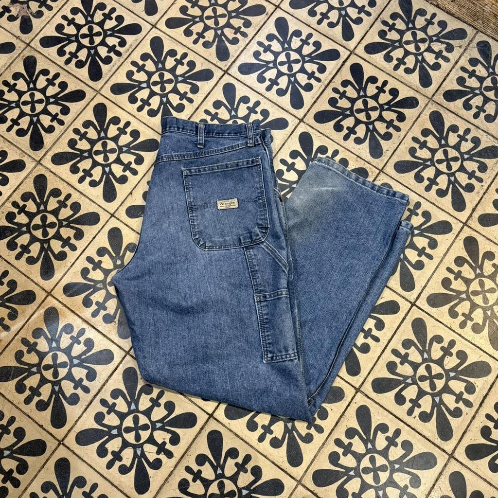 0225C68BR - Vintage retro essential  Wrangler Straight Leg carpenter Blue Wash Denim Jeans Trousers pants #denim #carpenter #wrangler #skater #denimjeans