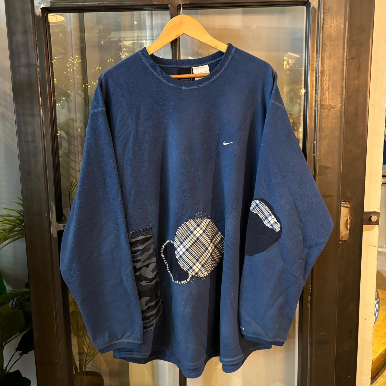 SWT544BR - Vintage Retro Essential Blue Nike Re-worked woth Patches Fleece Jumper Sweatshirt with centre embroidered swoosh logo #fleece #sportswear #rework #y2k #nike