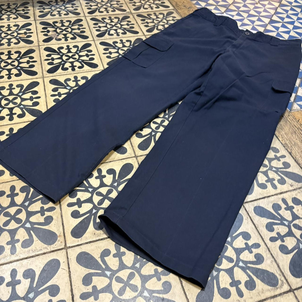 TRW489F-P - Vintage retro essential Dickies Navy Cargo Trousers pants casual workwear #skater #utility #workwear #carpenter #dickies