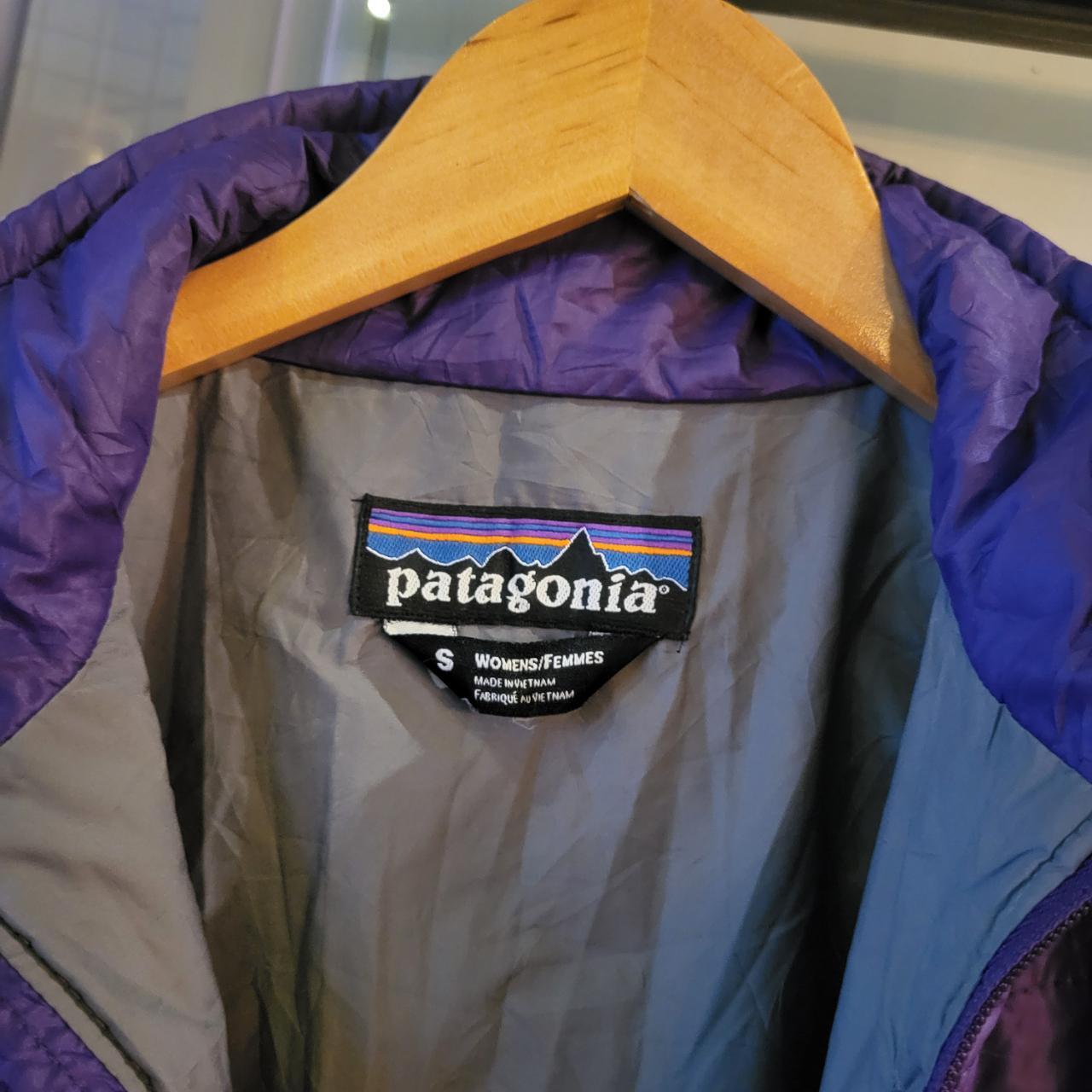 WDB005 - Vintage Retro Patagonia Purple Essential Quilted Padded Puffer Lightweight Full zip up Coat Jacket #climbing #outdoors #patagonia #gorpcore #expedition