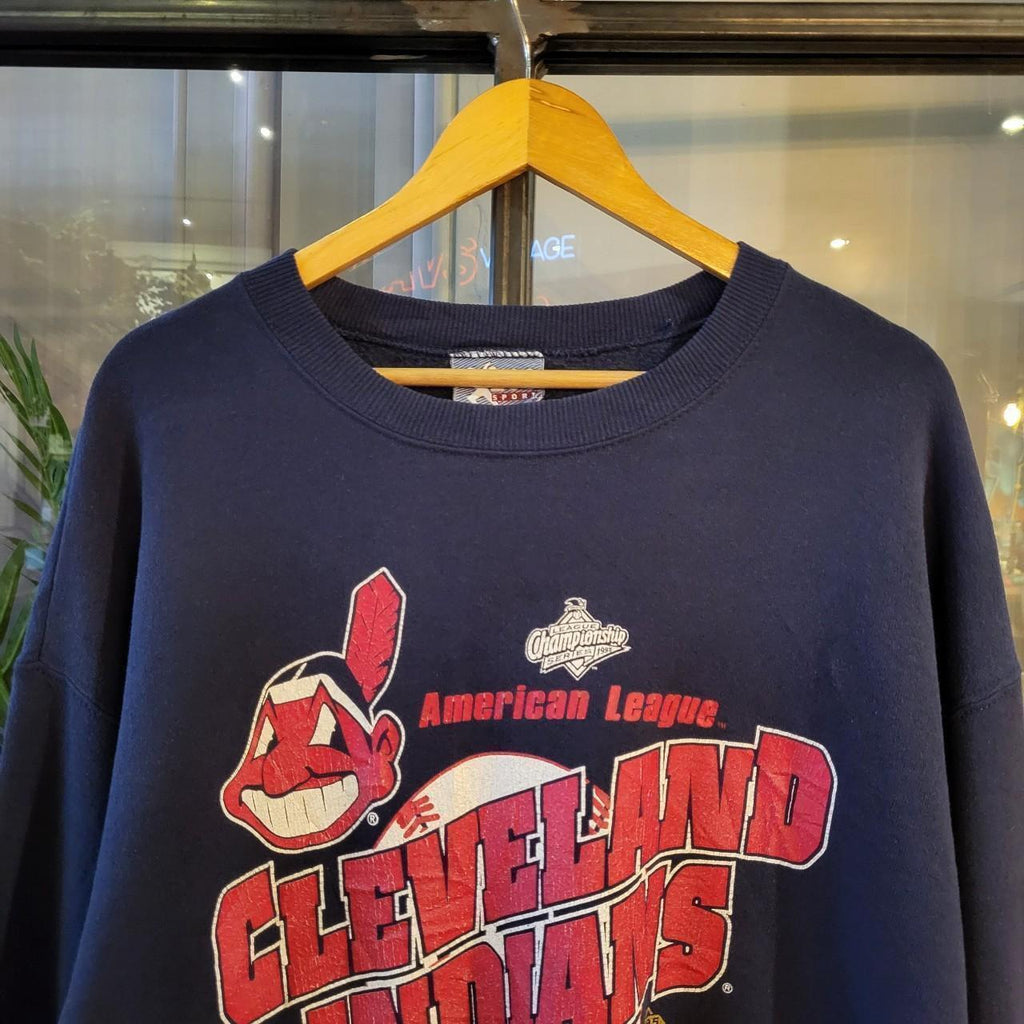 SWT077 - Vintage retro navy blue essential MLB Lee Sport Cleveland Indians 1995 champions baseball sweatshirt jumper crewneck with front graphic 90s wide boxy fit #mlb #cleveland #casual #sportswear