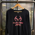 RTT267 - Vintage Retro essential Realtree Black Field Hunting graphic print Longsleeve Top T-Shirt Tee #hunting #outdoors #underlayer #realtree