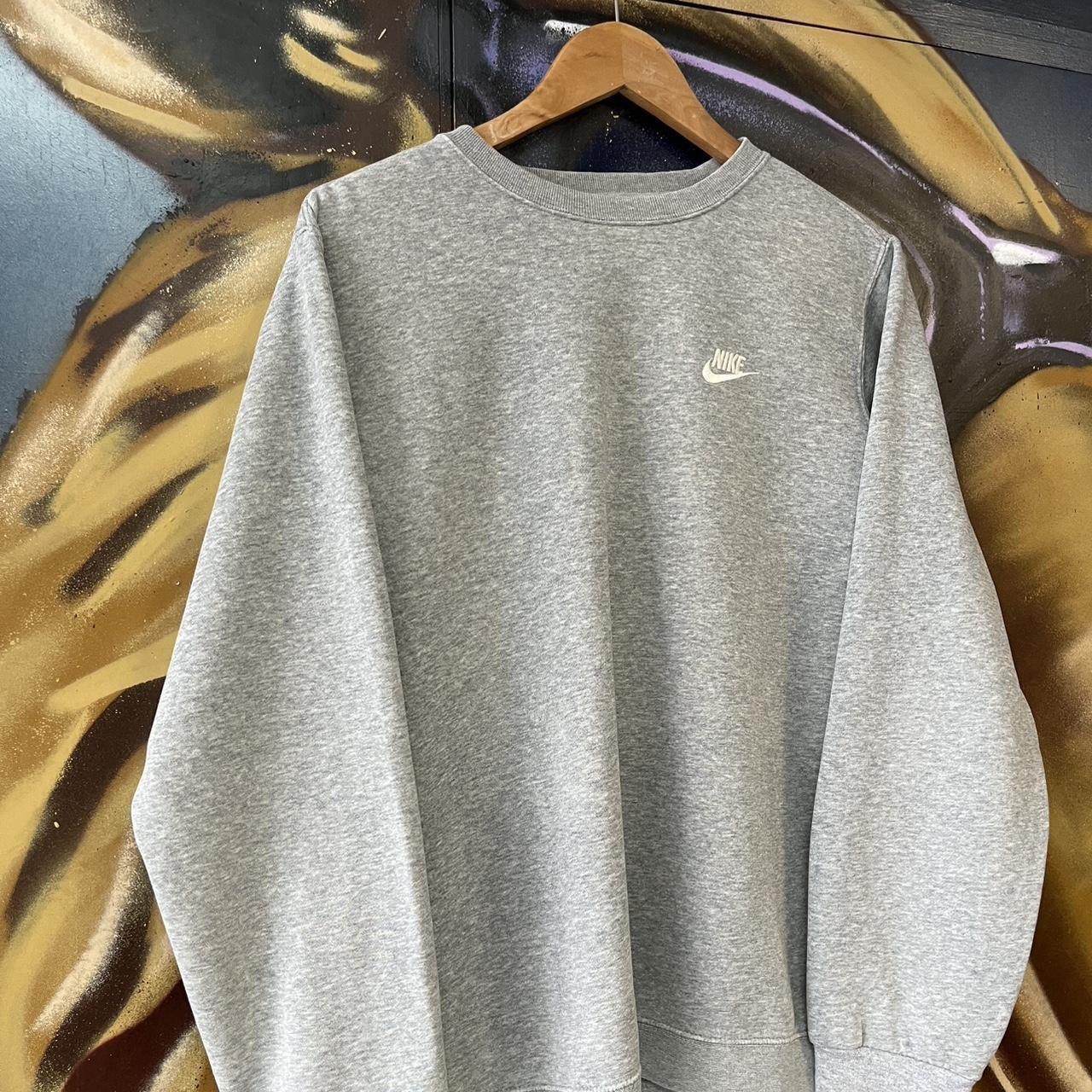 Nike Essential Embroidered Logo Sweatshirt