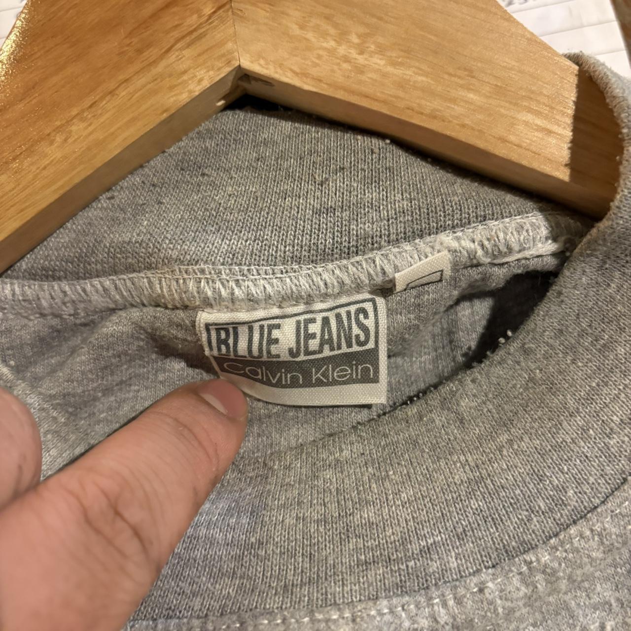 SWT382 - Vintage Retro Essential Grey Calvin Klein Crewneck Jumper Sweatshirt with big spellout embroidered logo #90s #designer #essential #calvinklein