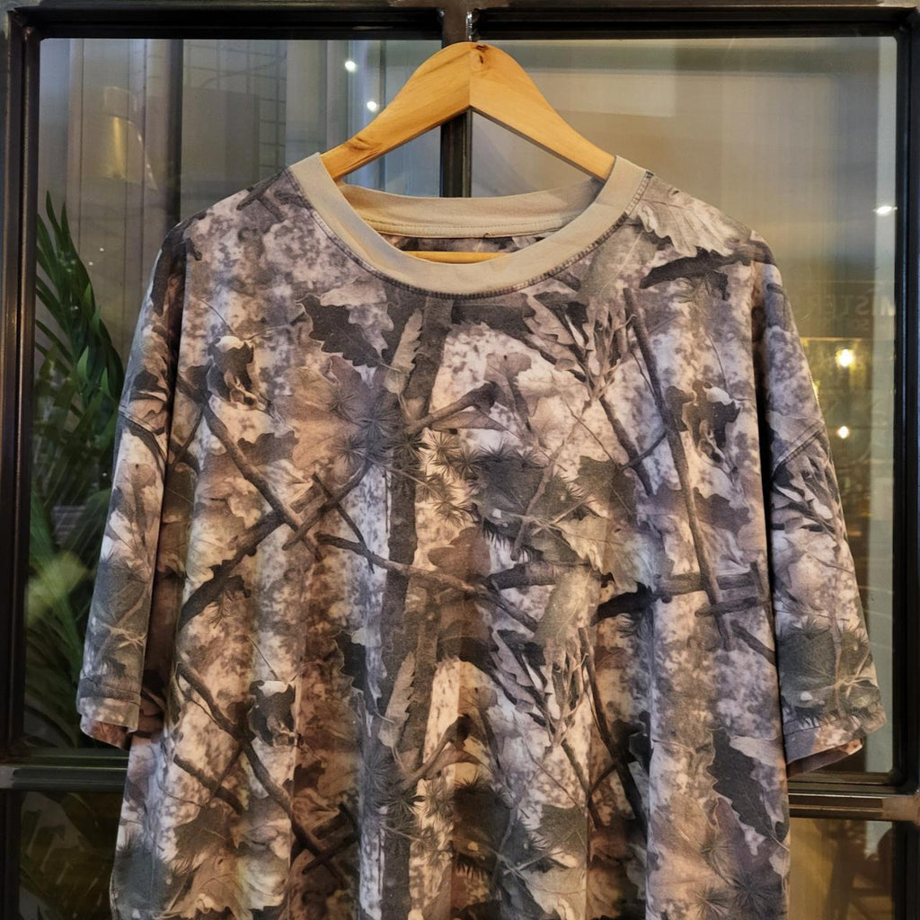 RTT002 - Vintage Retro essential adult mens RealTree Camouflage Khaki Green Brown Field Hunting graphic print Top T-Shirt Tee #realtree #utility #camo #hunting
