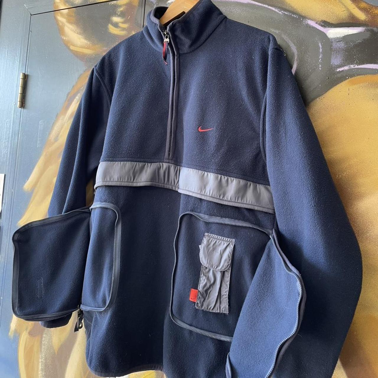 2000’s Nike 3D Pocket Fleece