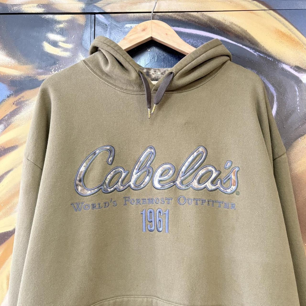 BR2701GX-U - Vintage Retro Essential Cabela’s Green Sweatshirt Hoodie with embroidered spell out logo #90s #sportswear #essential #cabelas #y2k