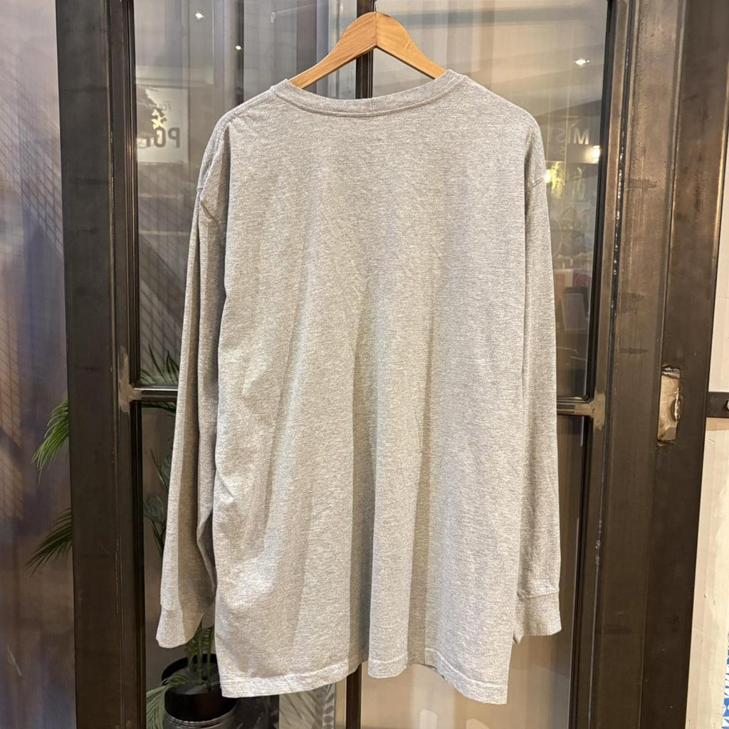 BR2306NK-F - Vintage Retro Essential Grey Carhartt Longsleeve Pocket Top Tee T-shirt with embroidered patch logo #skater #workwear #carhartt #y2k #longsleeve
