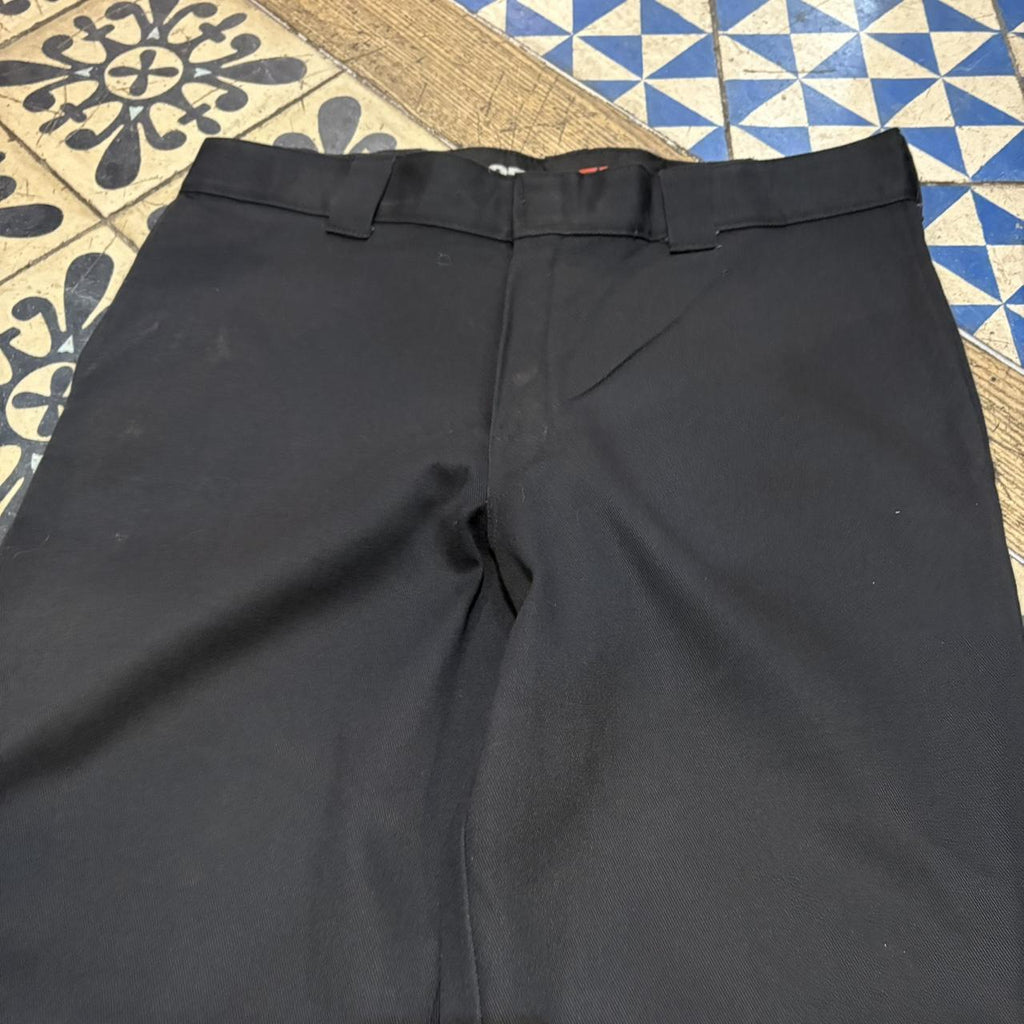 BR1011CT-F - Vintage retro essential Black Dickies Straight Leg Trousers pants casual workwear #skater #utility #workwear #straightleg #dickies