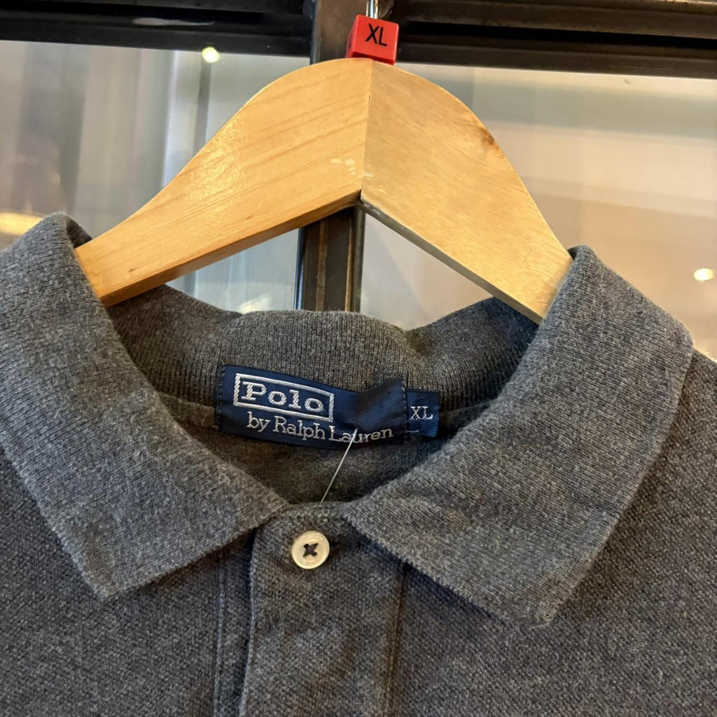 POL429F - Vintage Retro Ralph Lauren Dark Grey Plain Polo Shirt Short Sleeve collared button up top  #Y2K #preppy #chiefkeef #oldmoney #ralphlauren