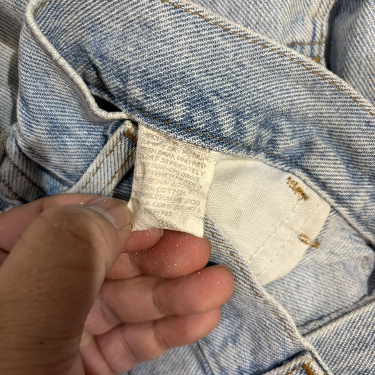 JRT103 - Vintage Retro Essential Wrangler Light Blue Wash Denim Shorts Jorts with detailed patch Logo carpenter workwear #hiphop #90s #jorts #skater