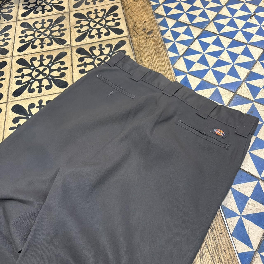1224H37F-P - Vintage retro essential Grey Dickies Trousers pants casual workwear #skater #utility #workwear #carpenter #dickies