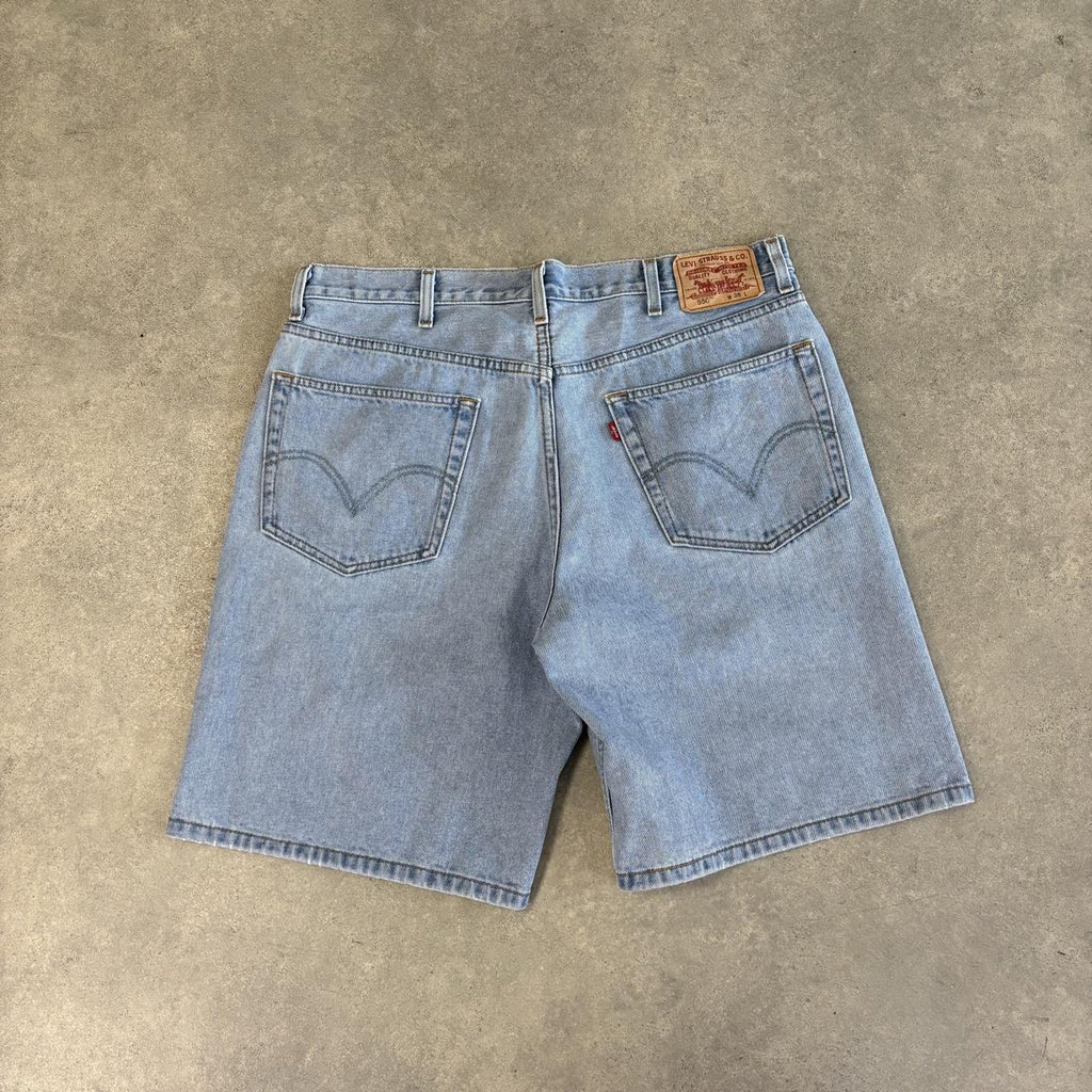 Vintage Levi’s 550 Jorts Mens 38”Light Blue Wash Denim Jean Shorts Baggy Wide Leg Skate Surf Hip Hop 00s Y2K