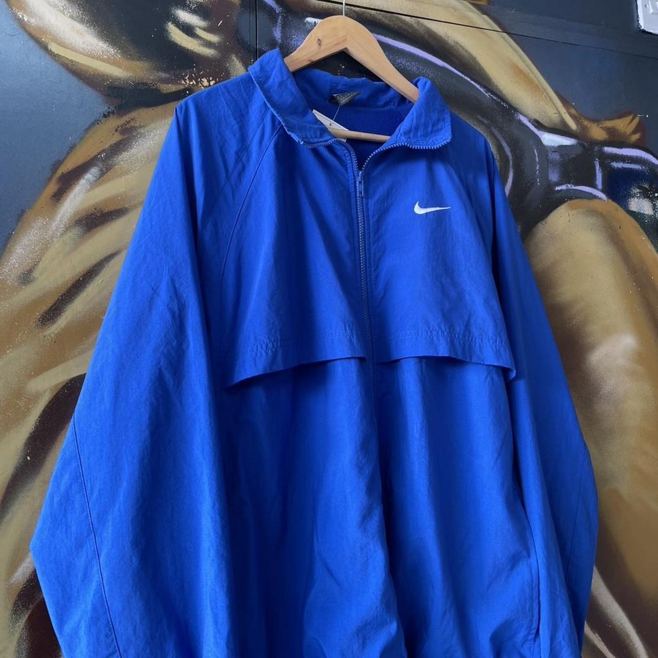 Nike Essential Full Zip Windbreaker