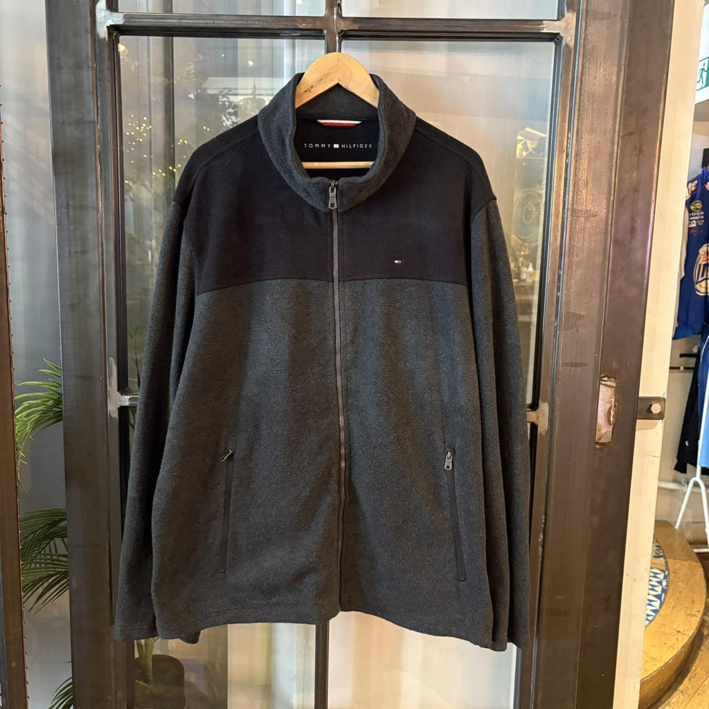 Vintage retro essential Dark Grey Tommy Hilfiger full zip up outdoor fleece jacket #pullover #outdoor #expedition #hike #tommy