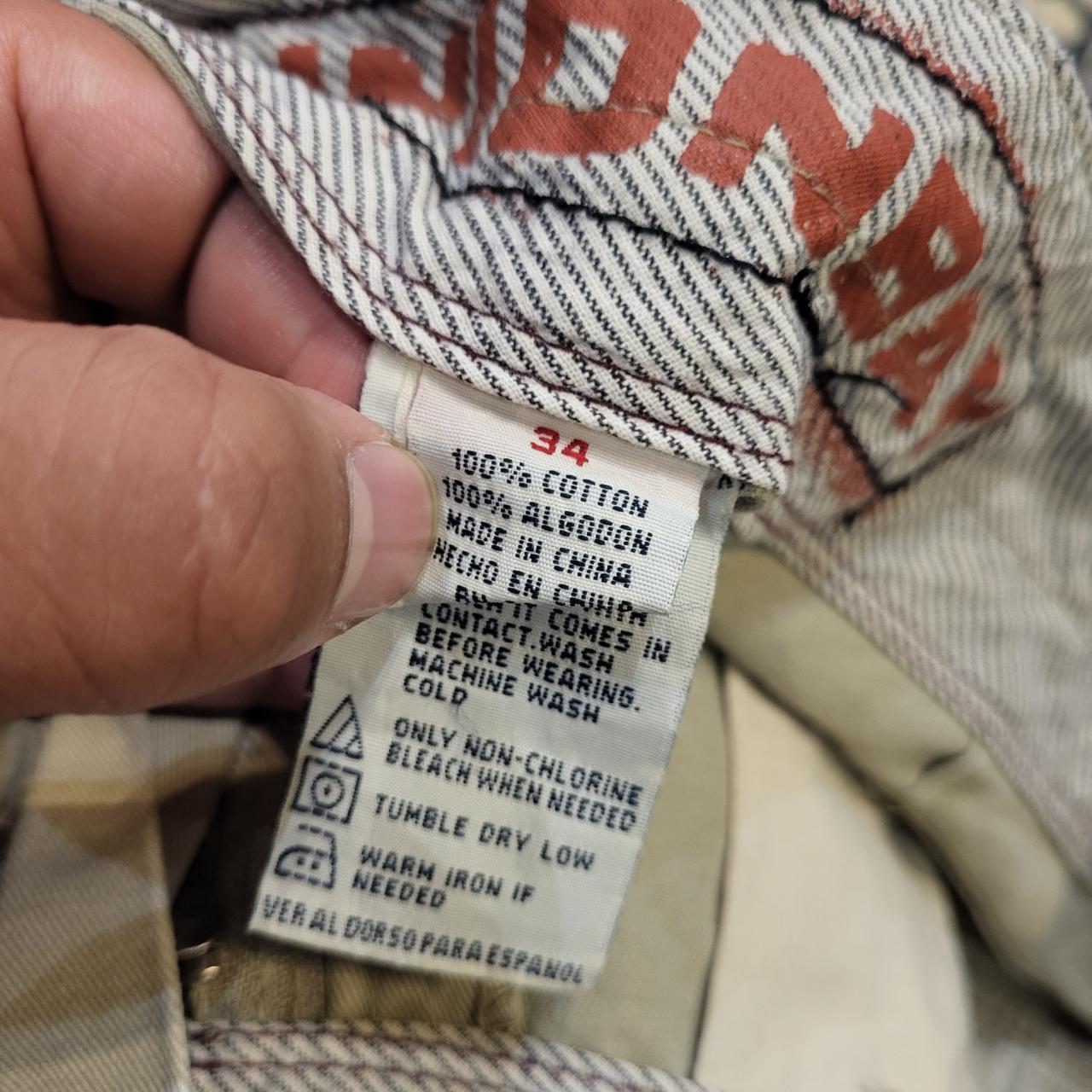 JRT221 - Vintage Retro Unionbay Beige Cargo Shorts Jorts with detailed embroidered Logo graphic carpenter workwear #y2k #hiphop #jorts #caprenter #cargo