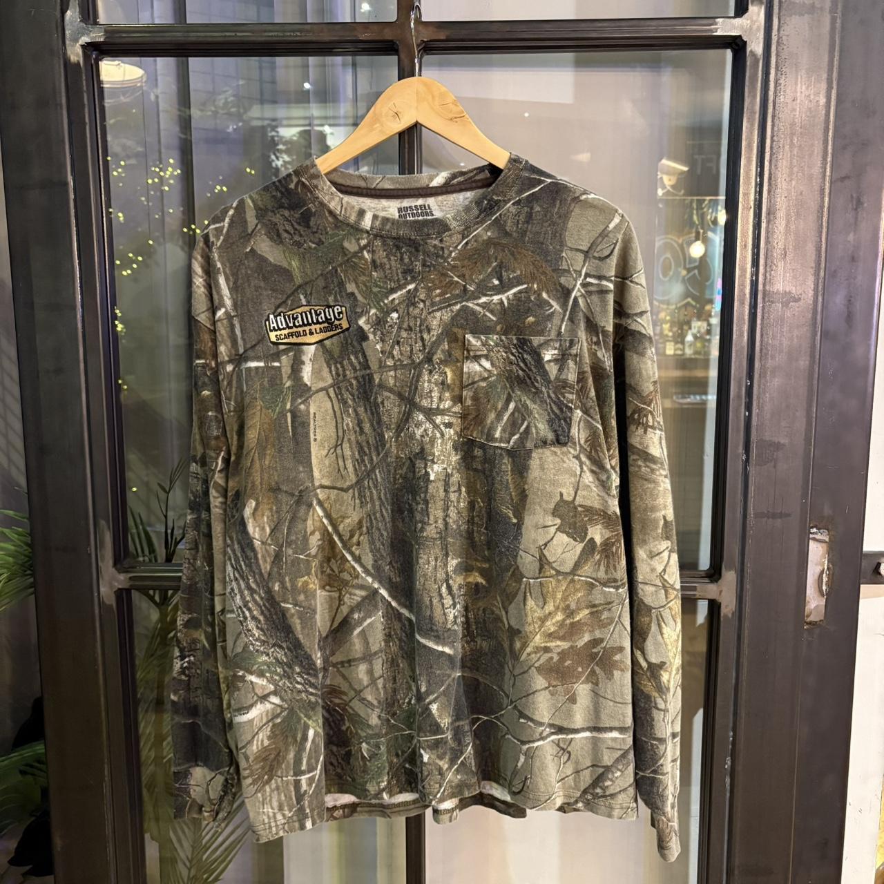 RTT265 - Vintage Retro essential adult mens RealTree Camouflage Khaki Green Brown Field Hunting graphic print Longsleeve Top T-Shirt Tee #realtree #camo #longsleeve #utility