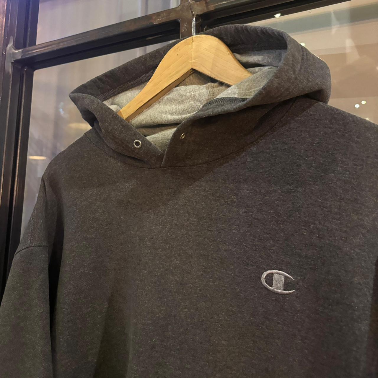 0325G75F - Vintage Retro Essential Dark Grey Champion Sweatshirt Hoodie with embroidered logo #90s #sportswear #essential #champion #y2k
