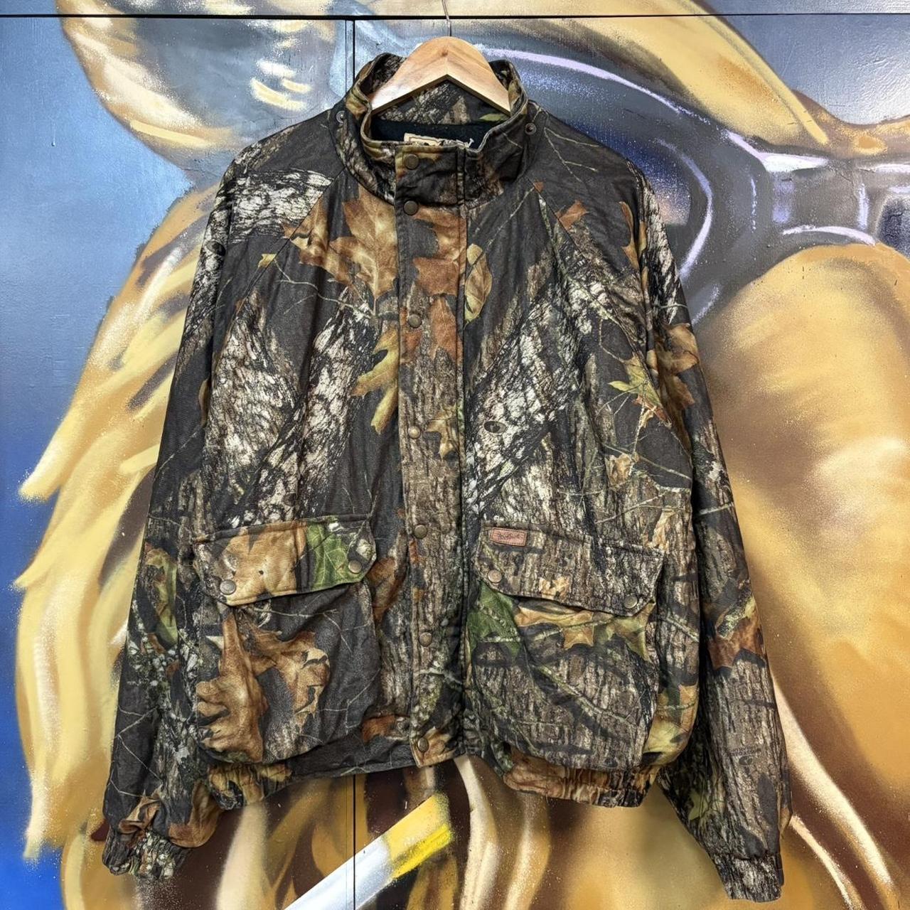 RTB0066-U - Vintage Retro Essential Realtree Camouflage Khaki Green Brown Field Hunting graphic print Coat Jacket #realtree #hunting #camo #utility