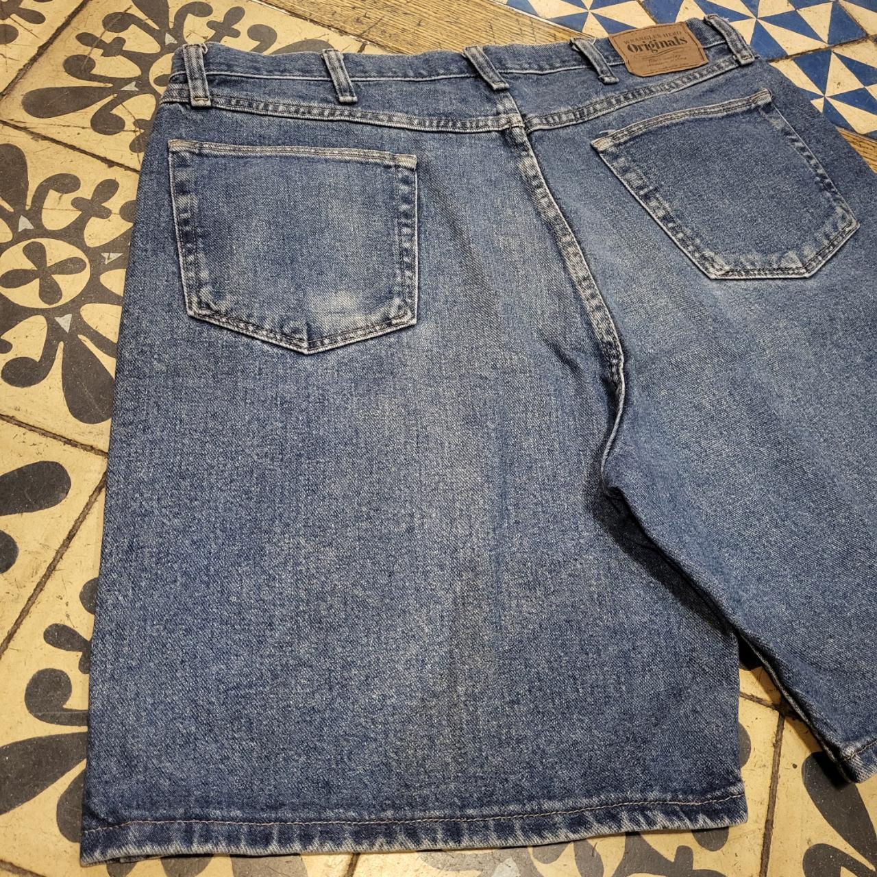 JRT305 - Vintage Retro Wrangler Blue Wash Denim Shorts jorts #wrangler #y2k #skater #jorts #hiphop