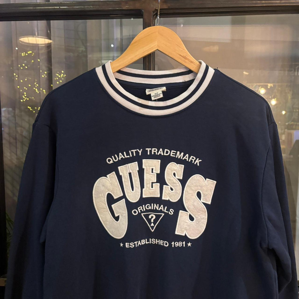 SWT641F - Vintage Retro Essential Navy Y2K Guess Crewneck Jumper Sweatshirt with embroidered patch logo #90s #sportswear #essential #y2k #guess