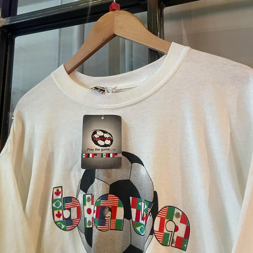 1224G18P - Vintage Retro Essential Deadstock White Brava Football Graphic Print Top Tee T-shirt #90s #graphic #top #football #soccer