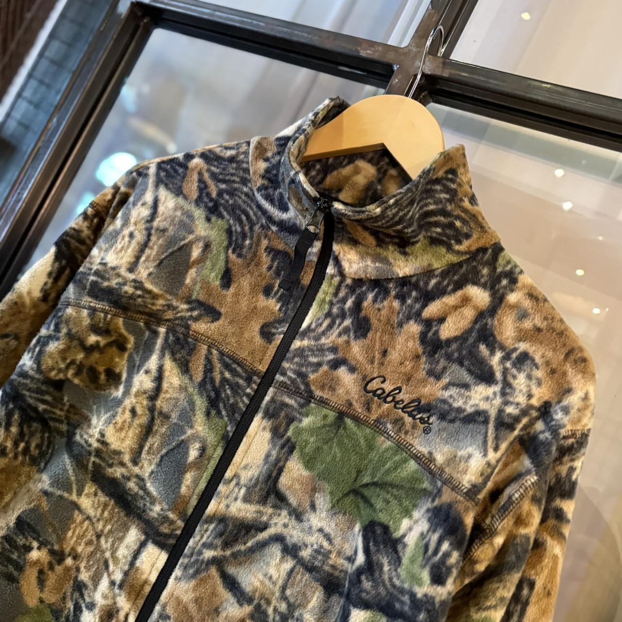 0125A26BR - Vintage Retro Essential Realtree Camouflage Khaki Green Brown Field Hunting graphic print Sweatshirt Full zip Fleece  #realtree #hunting #camo #utility