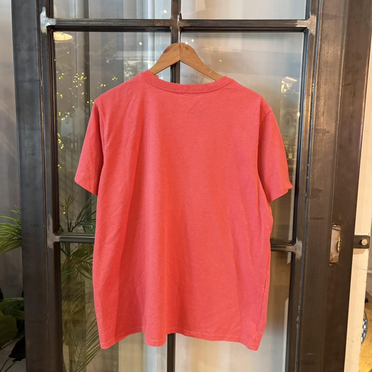 TEE403BR - Vintage Retro Essential Pink Carhartt Pocket Top Tee T-shirt #90s #skater #workwear #y2k #carhartt
