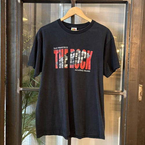 0225I15F - Vintage Retro Essential Black San Francisco The Rock Alcatraz Island Graphic Print Top Tee T-shirt #90s #graphic # #alcatraz #therock #sanfran