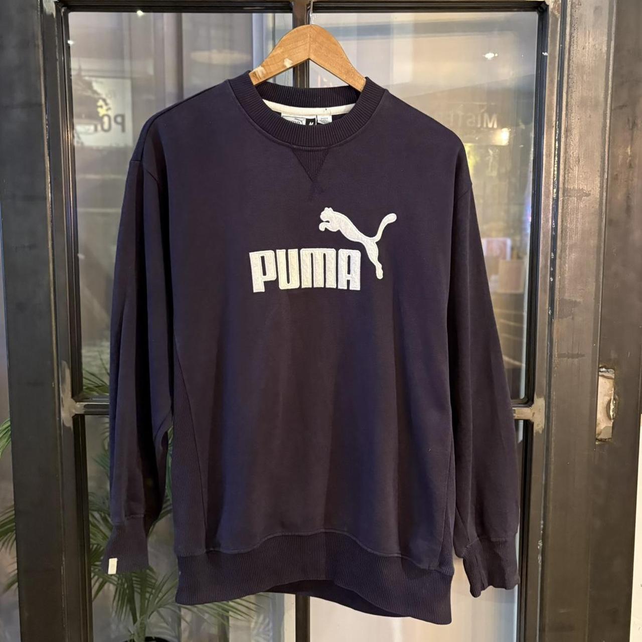 MA0406DZ-P - Vintage Retro Essential Navy Puma Crewneck Jumper Sweatshirt with embroidered patch spell out logo #90s #sportswear #essential #y2k #puma
