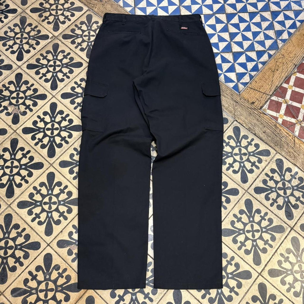 BR1011DU-F - Vintage retro essential  Black Dickies Cargo Trousers pants casual workwear #skater #utility #workwear #cargo #dickies