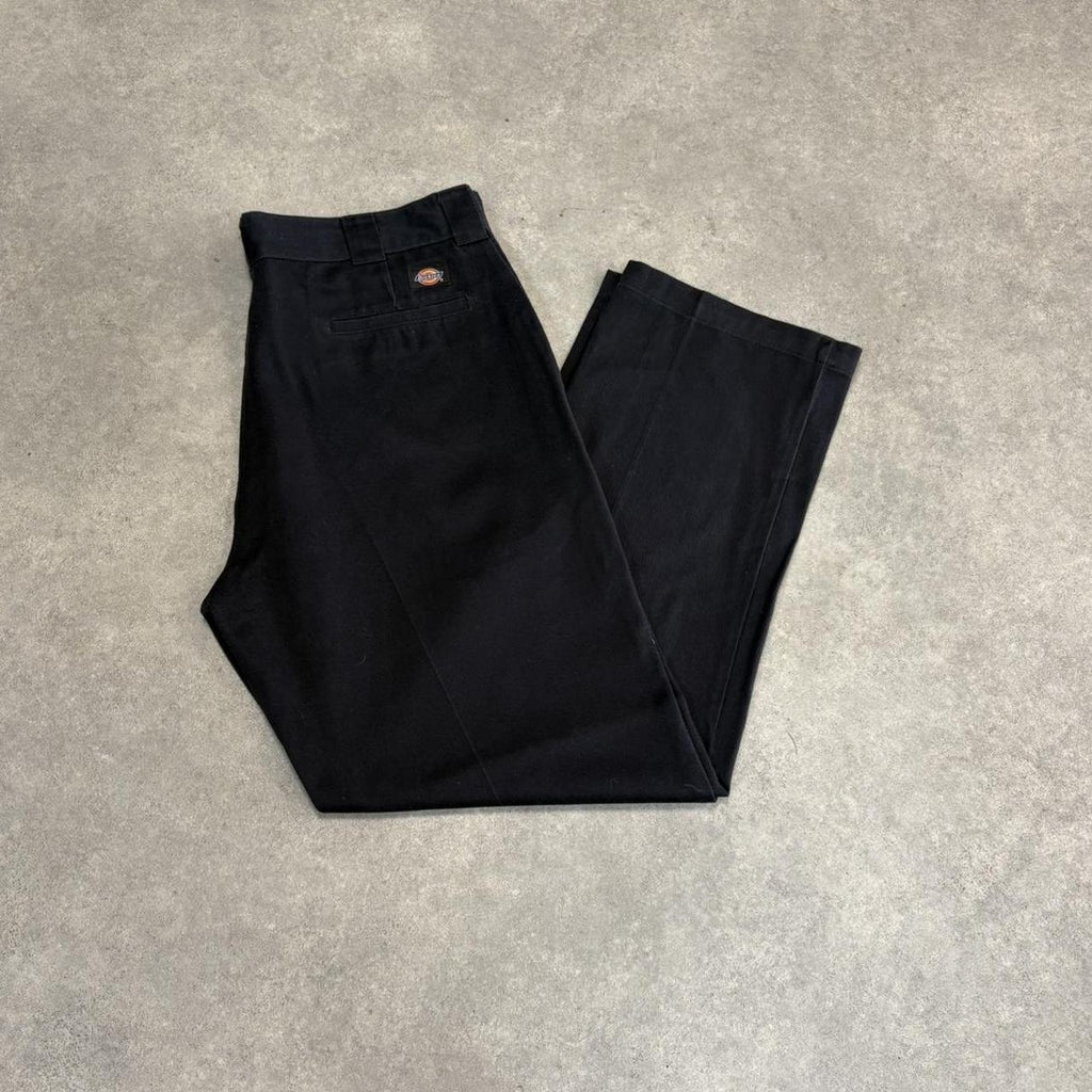 BR1011AQ-U - Vintage retro essential  Black Dickies Straight Leg Trousers pants casual workwear #skater #utility #workwear #straightleg #dickies