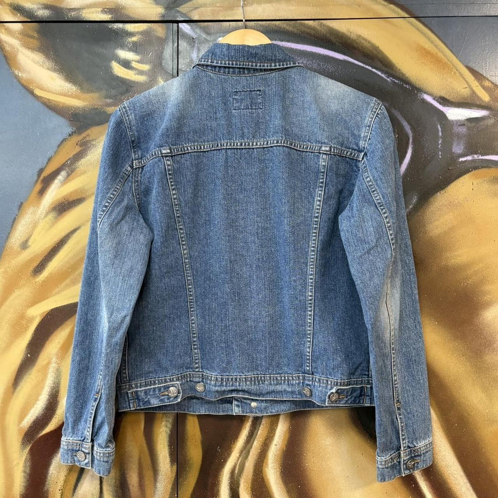 BR2401EV-U - Vintage Retro Essential Calvin Klein Blue Denim Wash Button Up Trucker Jacket #workwear #designer #truckerjacket #denim #calvinklein