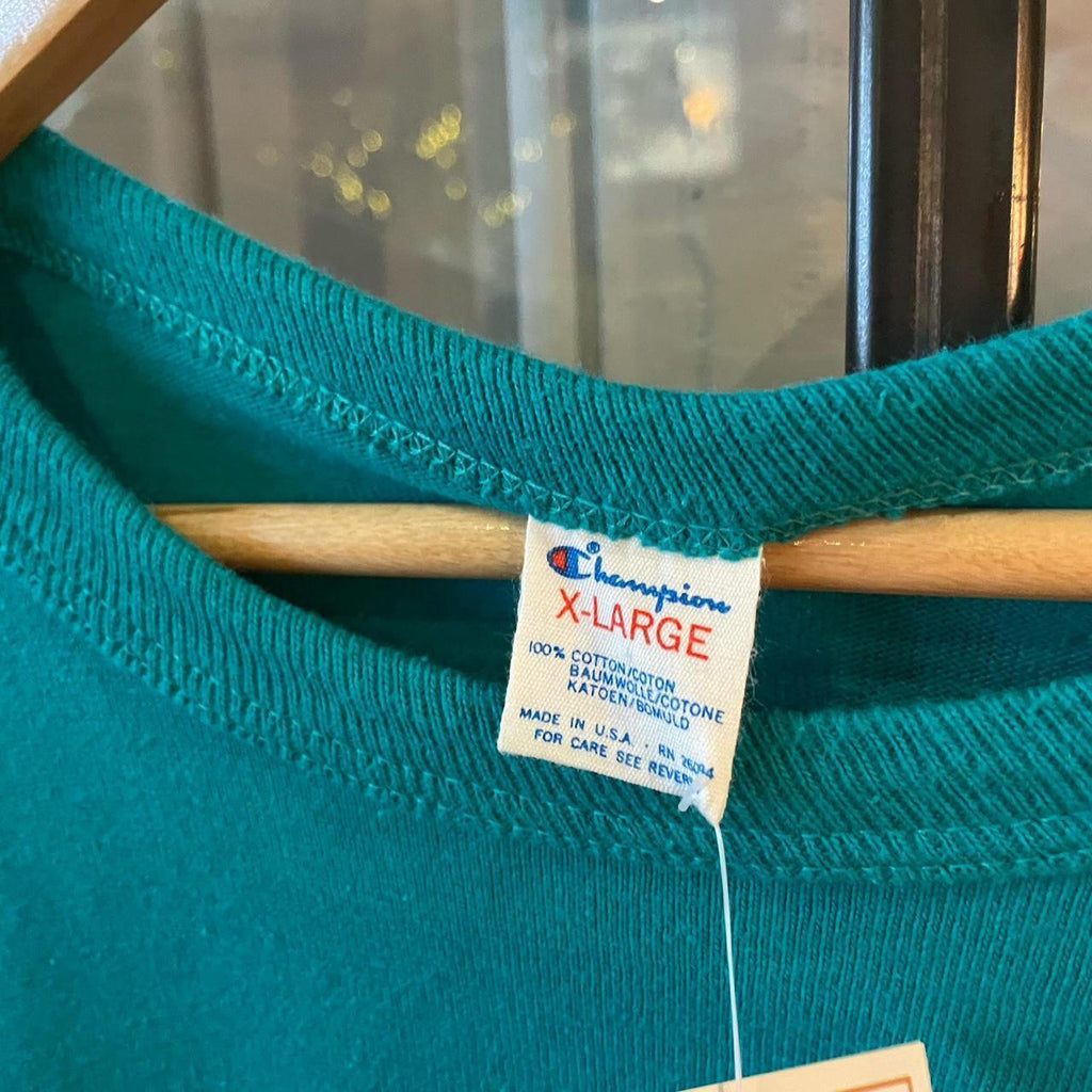 0125A58P - Vintage Retro Essential Teal Champion Chest Script Logo Print Top Tee T-shirt #90s #champion #top #essential #basic