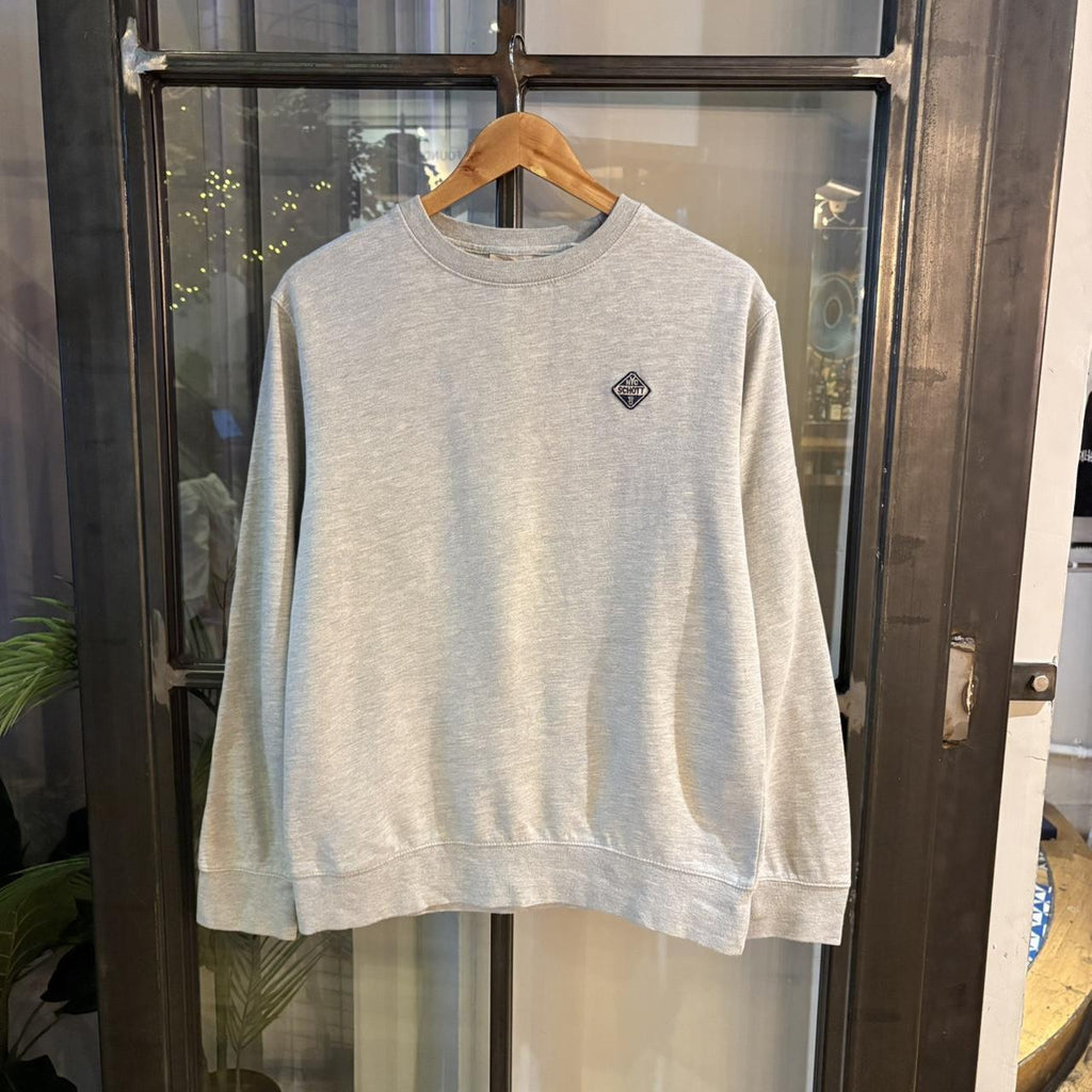 SWT441 - Vintage Retro Essential Light Grey NY New York Schott Crewneck Jumper Sweatshirt with big spellout patch logo #90s #newyork #essential #schott #y2k