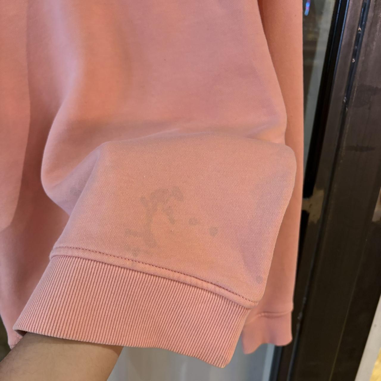 SWT611BR - Vintage Retro Essential Peach Carhartt Crewneck Jumper Sweatshirt with embroidered patch pocket logo #workwear #skater #essential #y2k #carhartt