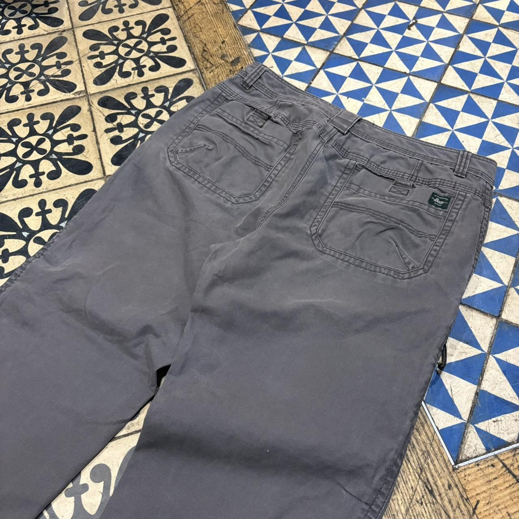 TRW447F - Vintage retro essential G.H. Bass Cargo Utility Trousers pants casual workwear #skater #utility #workwear #carpenter #ghbase