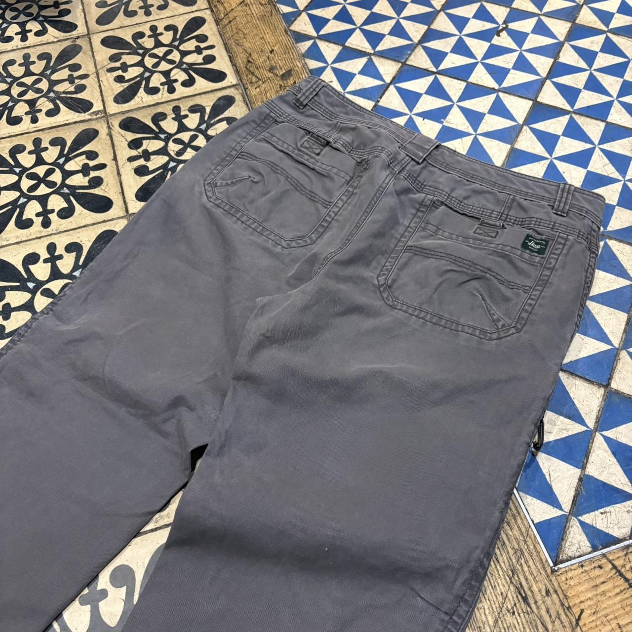 TRW447F - Vintage retro essential G.H. Bass Cargo Utility Trousers pants casual workwear #skater #utility #workwear #carpenter #ghbase